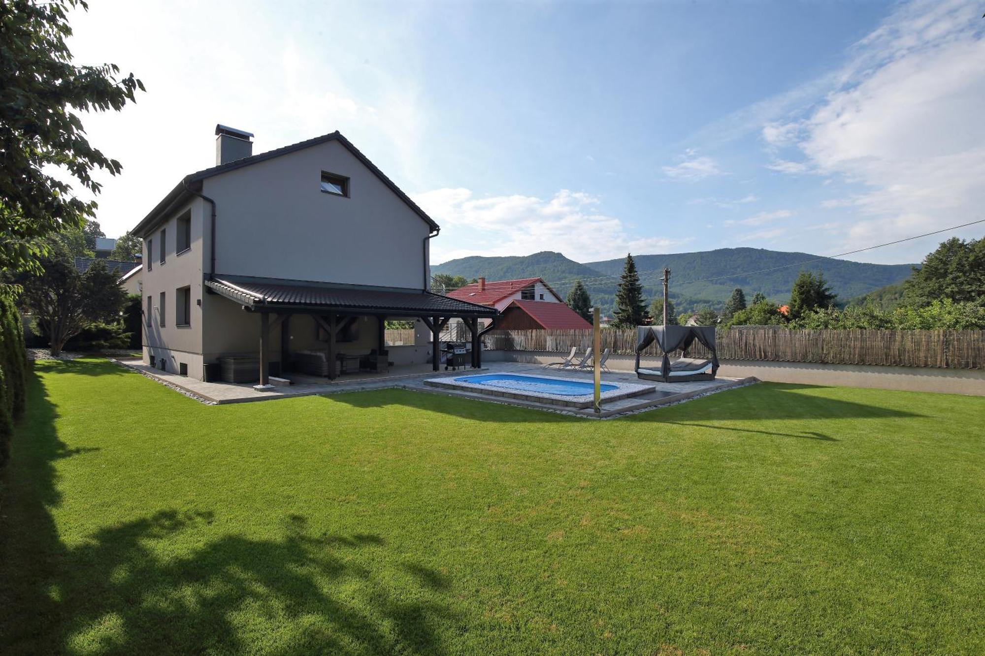 Apar7Man Jizerske Hory Apartment Hejnice Exterior photo